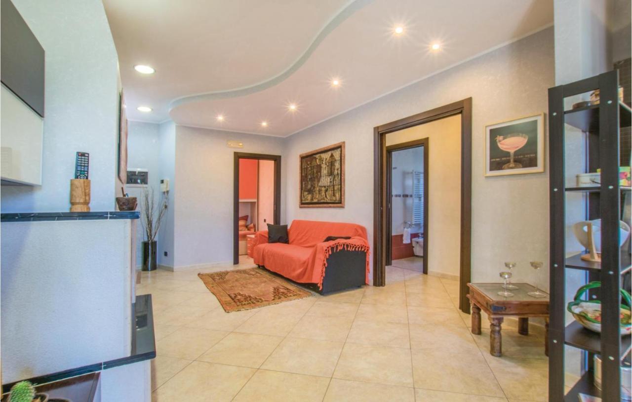 Awesome Apartment In Bari With Wifi Ngoại thất bức ảnh